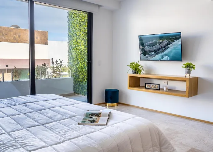 Luxury En Menesse Cocobeach Playa del Carmen